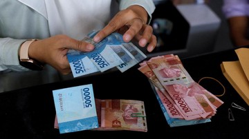 Menkeu Purbaya mengatakan rencana distribusi THR PNS adalah pekan pertama Ramadan 2026. (FOTO:REUTERS/WILLY KURNIAWAN).
