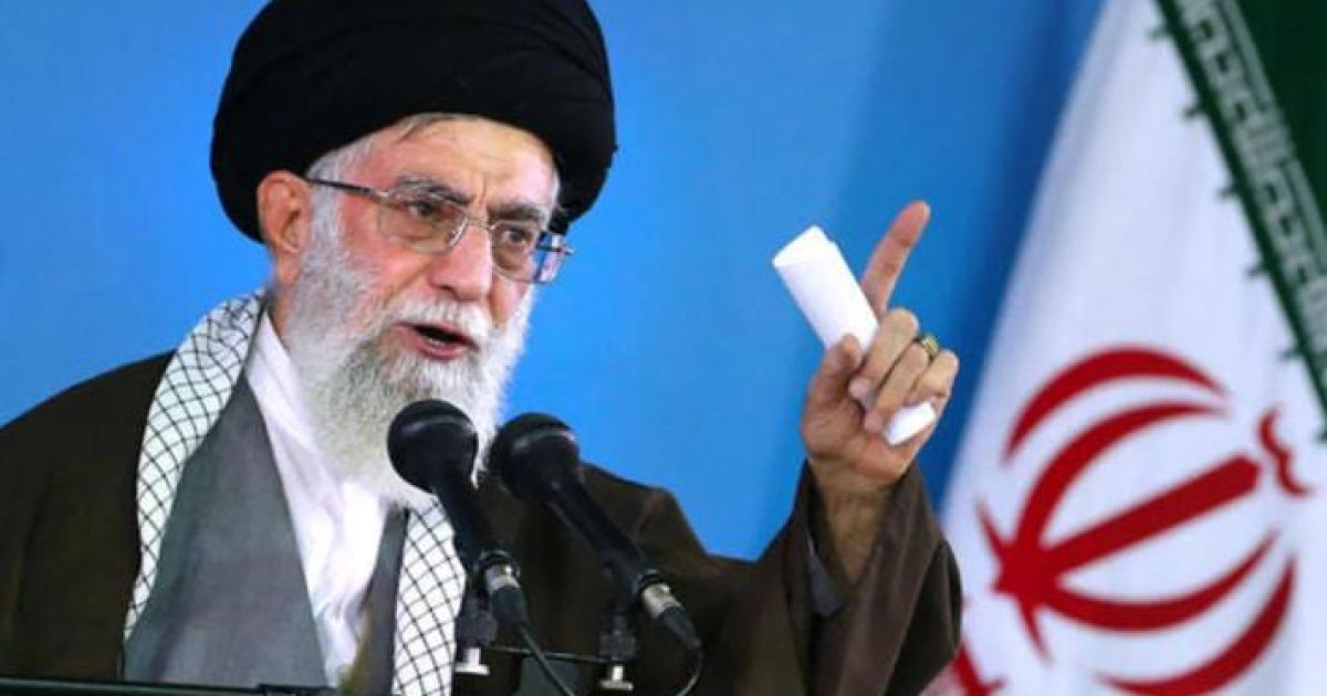 Ayatollah Ali Khamenei (Foto: dok. AFP dan Middle East Eye)