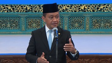 Menteri ESDM Bahlil menegaskan, penambahan impor tanpa diimbangi kapasitas tangki penyimpanan tidak akan efektif. (FOTO:Tangkapan layar Youtube Sekretariat Presiden).