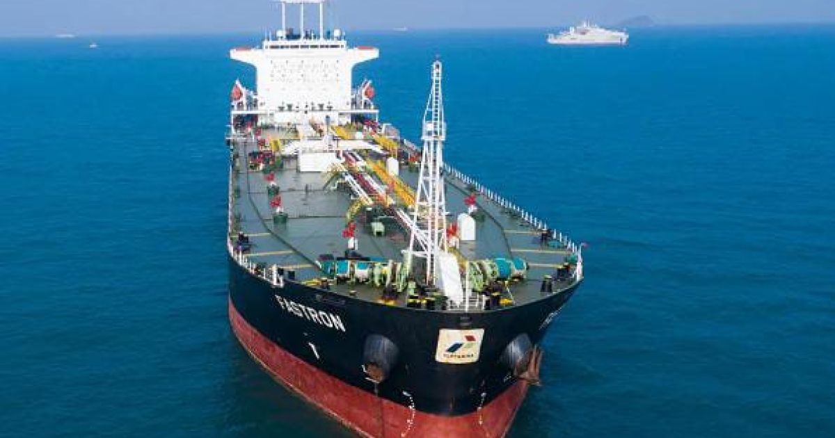 Ilustrasi kapal Pertamina di Selat Hormuz (Foto: pertamina-pis.com)