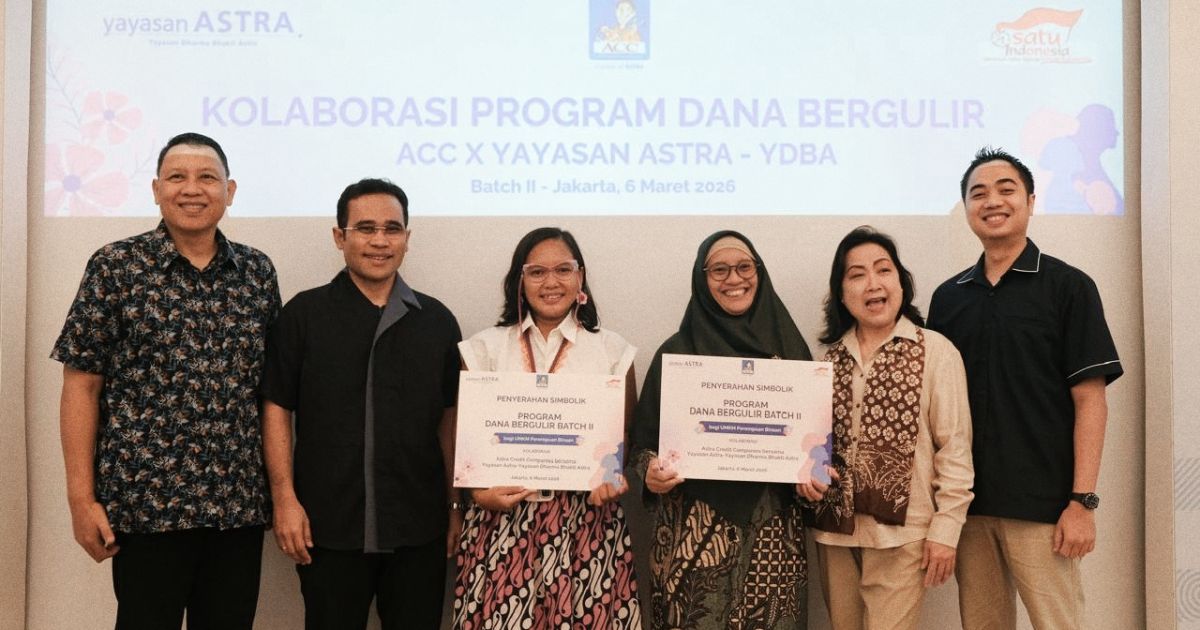 ACC dan Yayasan Astra salurkan dana bergulir Rp100 juta bagi 20 UMKM perempuan di Jabodetabek. (Foto: ist)