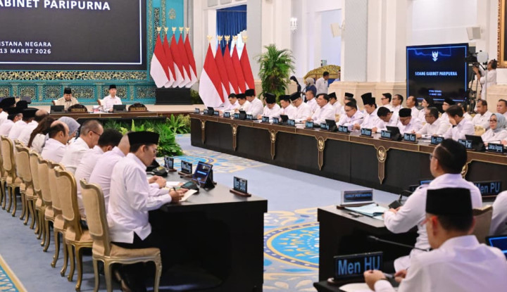 Antisipasi Krisis BBM: Presiden Prabowo Minta Kabinet Siapkan Opsi Radikal WFH dan Pemotongan Hari Kerja Nasional