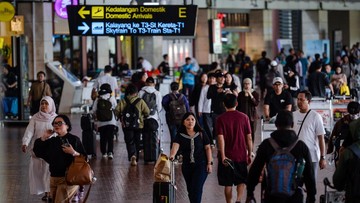 Potret Bandara Soetta Mulai Padat Saat Arus Balik. (Foto: ANTARA FOTO/Putra M. Akbar)