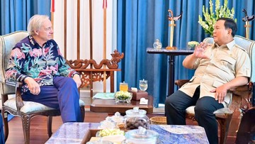 Presiden Prabowo Subianto menerima investor Amerika Serikat (AS) Ray Dalio di Istana Kepresidenan, Jakarta. (dok. IG Setkab)