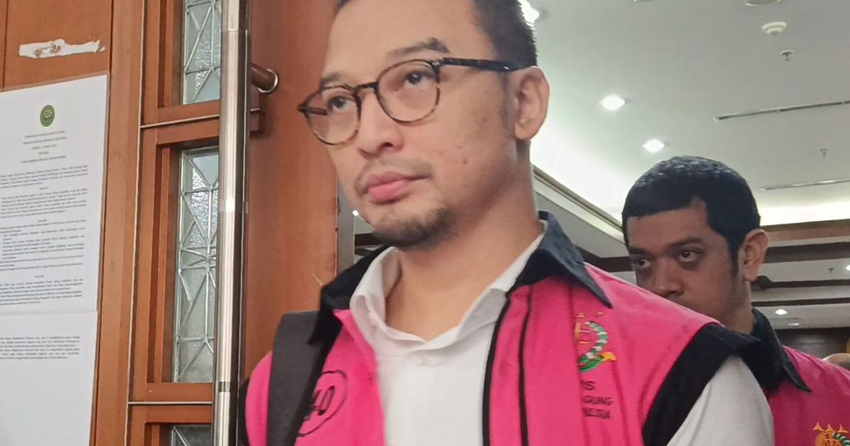 Terdakwa kasus dugaan korupsi tata kelola minyak mentah sekaligus Direktur Utama PT Orbit Terminal Merak, Gading Ramadhan Joedo dalam sidang di Pengadilan Tipikor Jakarta pada Jumat, 6 Februari 2026 lalu. (Dok via Kompas.com)