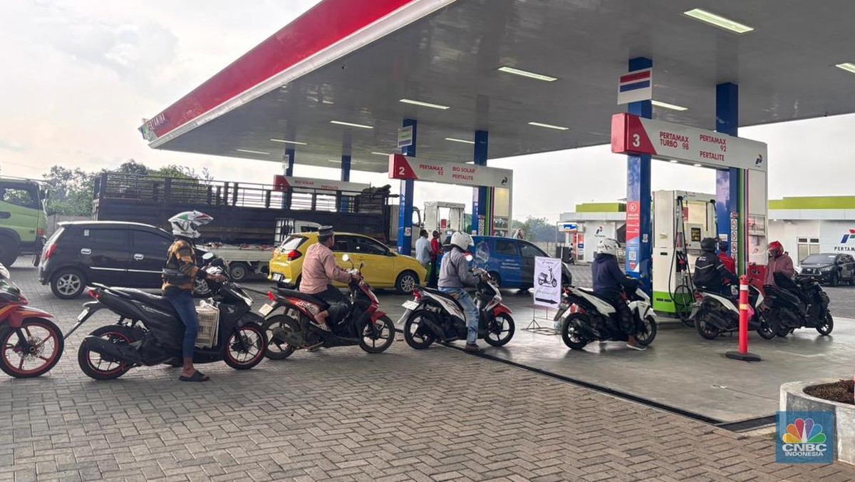 Foto: SPBU di Madura, Rabu (24/12/2025). (CNBC Indonesia/Firda Dwi Muliawati)