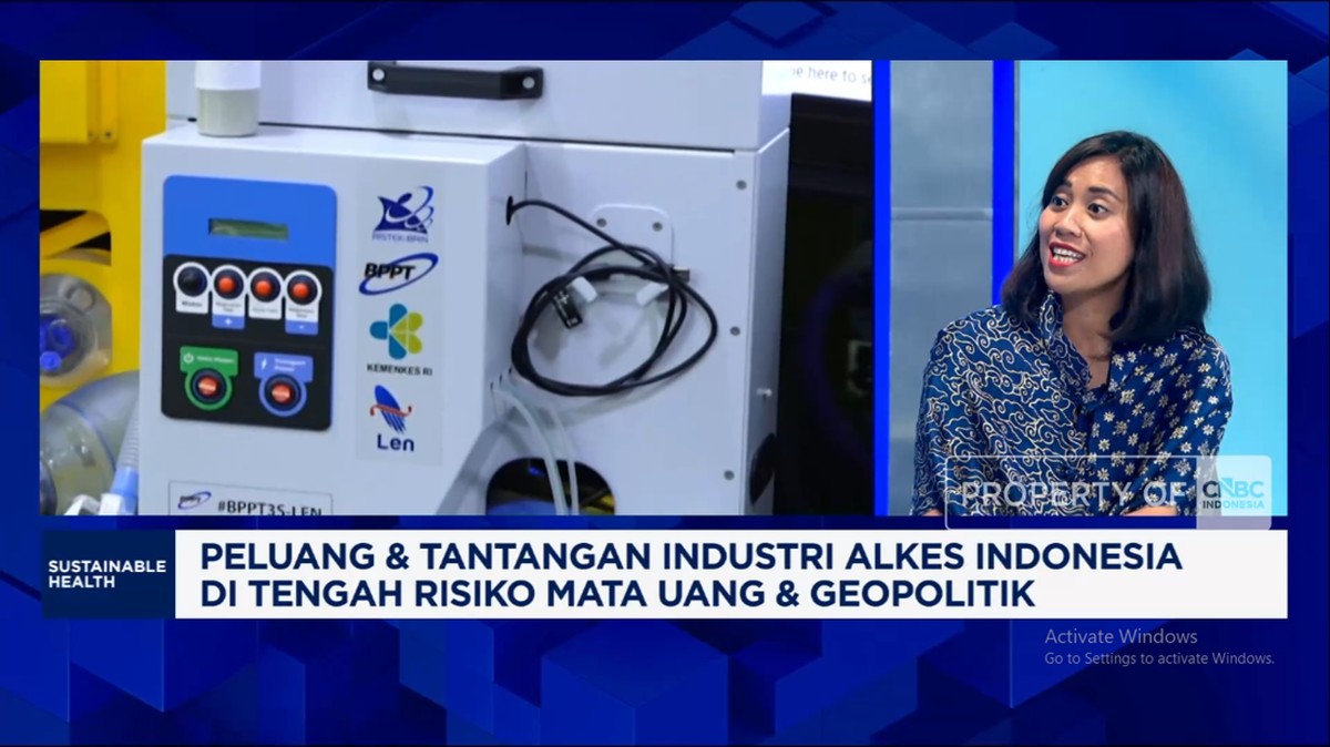 Ketergantungan tinggi pada bahan baku impor membuat industri dalam negeri rentan terhadap gejolak ekonomi global. [Foto: CNBC]