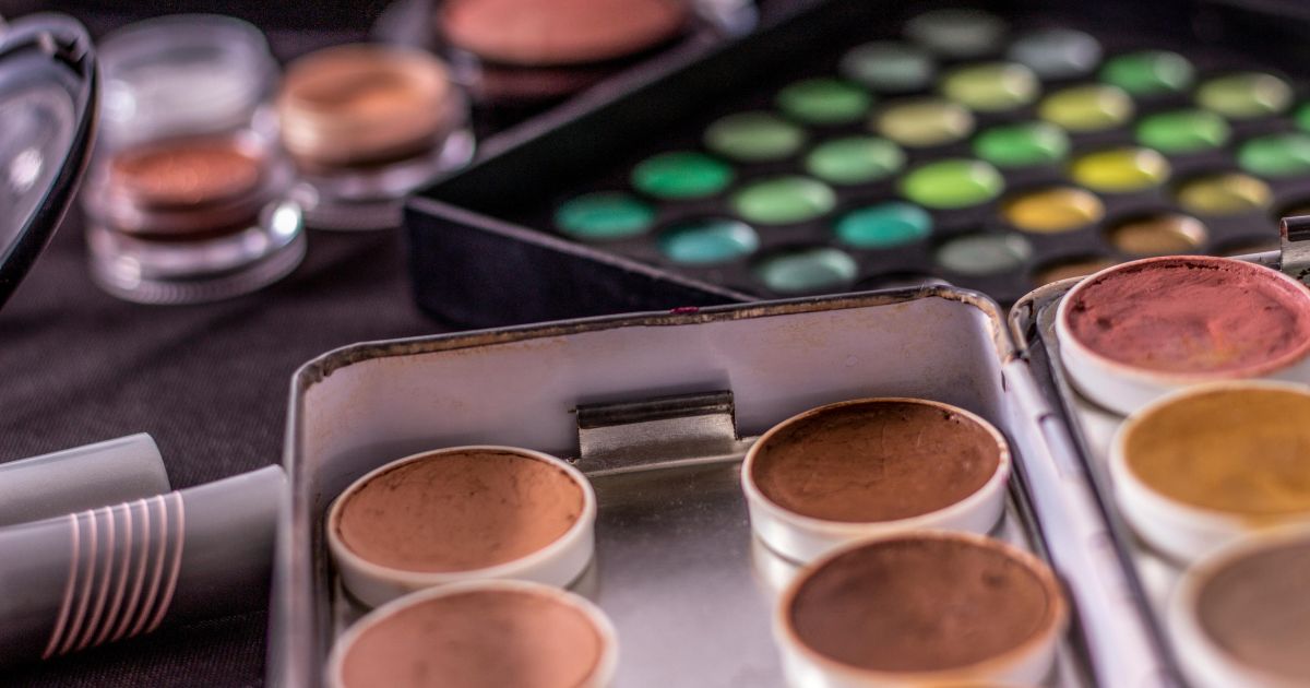 Perang Iran Picu Kekhawatiran Raksasa Kosmetik, Biaya Produksi Meroket, Nasib Lipstikmu Terancam?