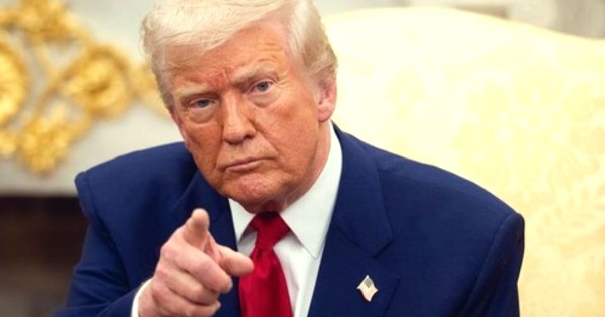 Trump Kembali Ancam Iran di Selat Hormuz, Kapal Perang yang Mendekat Akan Dihancurkan