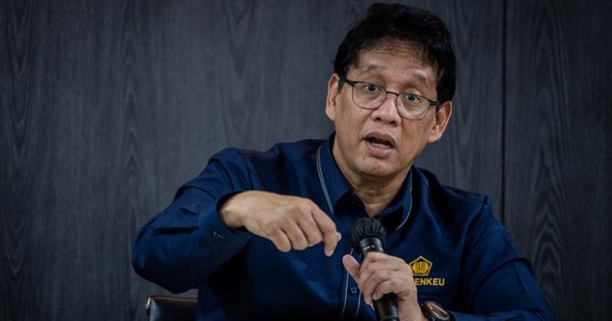 Menteri Keuangan Purbaya Yudhi Sadewa memberhentikan Dirjen Anggaran Luky Alfirman dan Dirjen Strategi Ekonomi dan Fiskal Febrio Nathan Kacaribu (dok. Detik)