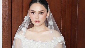Pesona Makeup 'Skin Glaze' Syifa Hadju Curi Perhatian di Resepsi Kedua Pernikahan Bali