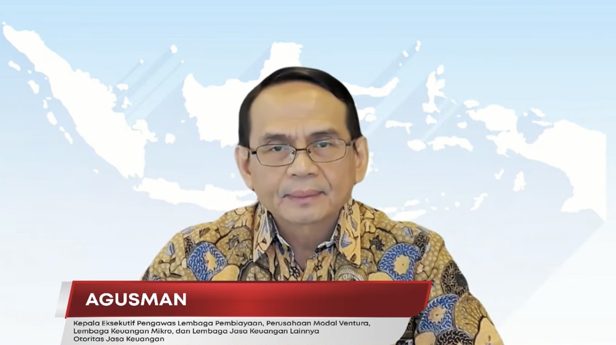 Foto: Kepala Eksekutif Pengawas Lembaga Pembaiayaan, Perusahaan Modal Ventura, Lembaga Mikro dan Lembaga Jasa Keuangan Lainnya OJK, Agusman saat Konferensi Pers Asesmen Sektor Jasa Keuangan dan Kebijakan OJK Hasil RDKB Maret 2026. (YouTube/Otoritas Jasa Keuangan)
