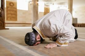 Panduan Ibadah Tepat Waktu: Cek Jadwal Salat Wajib Muslim di Surabaya pada Rabu, 13 Mei 2026