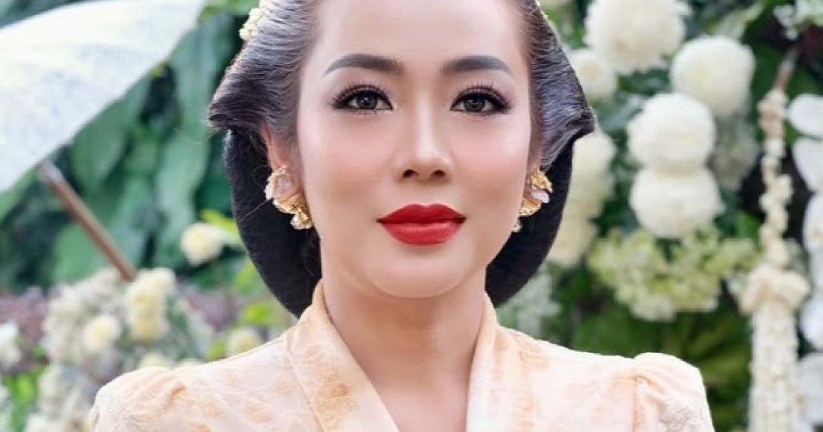 Bukan hanya di dunia hiburan z ini deretan sumber kekayaan Soimah di Yogyakarta yang bernilai fantastis. [Foto: Instagram/@showimah]