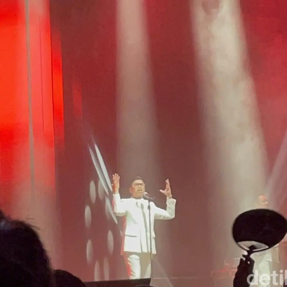 Dua Dekade Emas Karier Musik Sammy Simorangkir Dirayakan Melalui Konser Intim di Ibu Kota