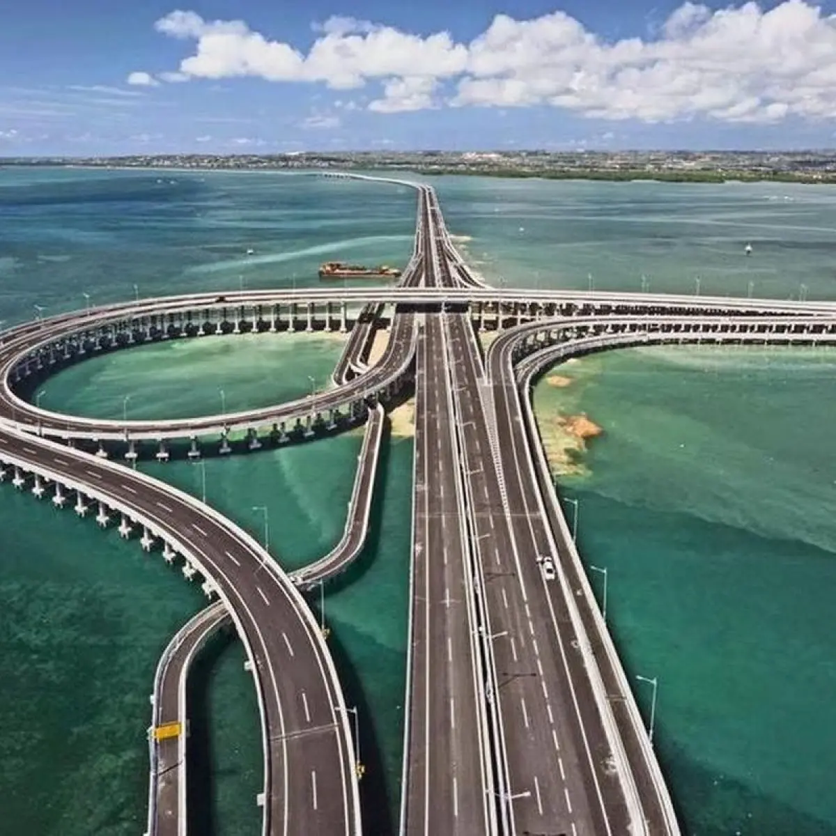 Antisipasi Arus Balik, Jasa Marga Catat Peningkatan Volume Kendaraan 16 Persen di Tol Bali Jelang Libur Panjang