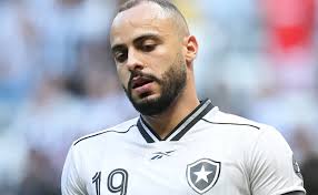 Strategi Botafogo Hadapi Chapecoense: Arthur Cabral Tekankan Kewaspadaan Tinggi di Copa do Brasil