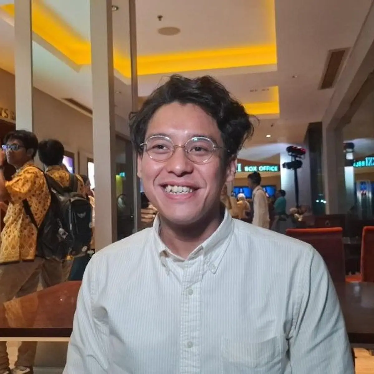 Asmara Ardhito Pramono dan Davina Karamoy: Langkah Bertahap Menuju Keterbukaan Publik