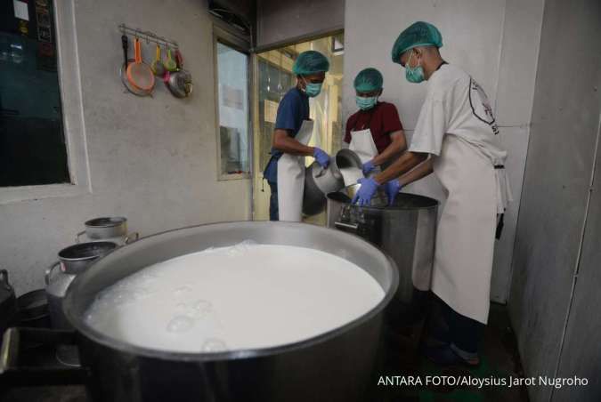 Ilustrasi: Mengurai Hambatan Utama dalam Hilirisasi Industri Pengolahan Susu Nasional