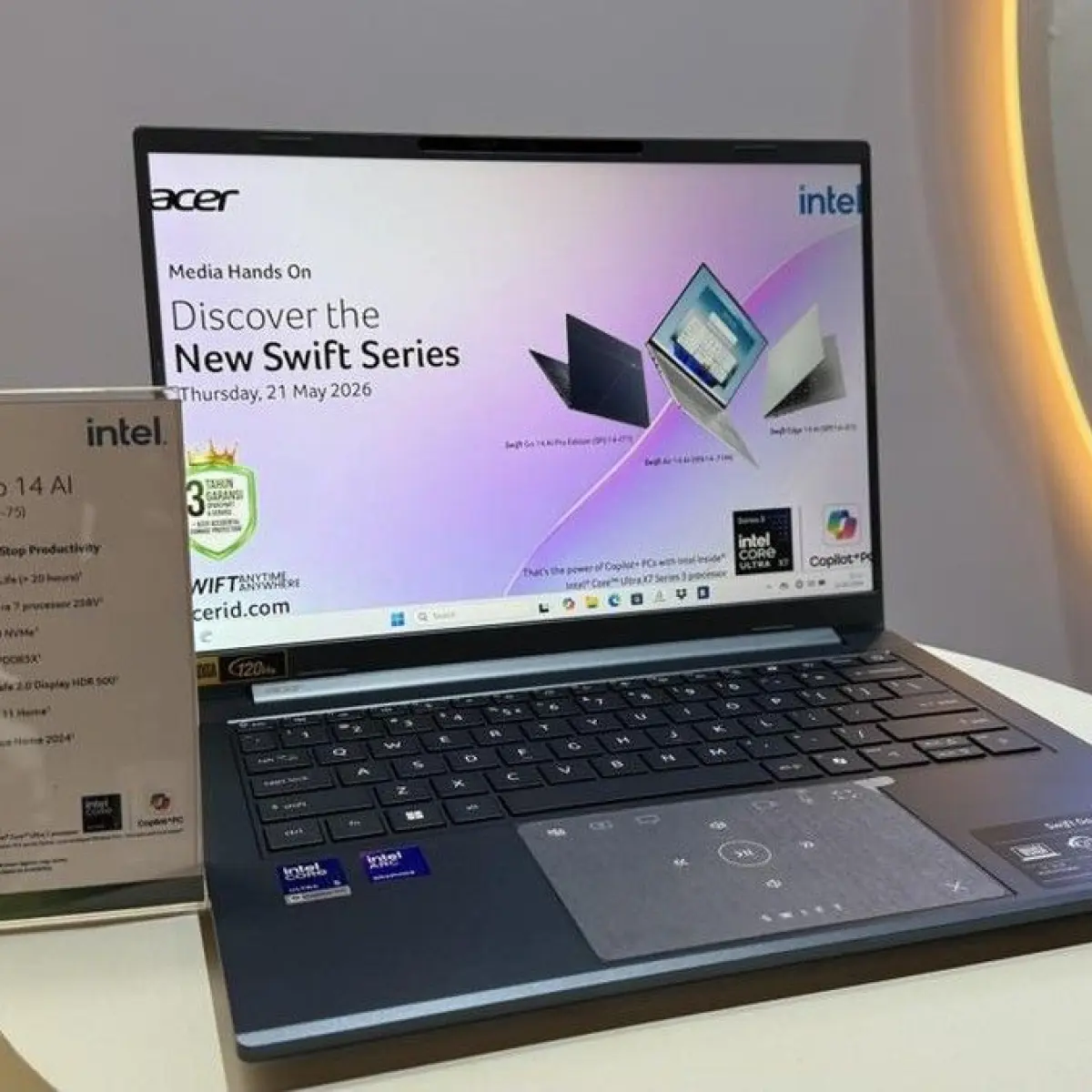 Acer Membawa Era Baru Laptop AI Ultra-Tipis ke Indonesia dengan Trio Swift Generasi Terbaru