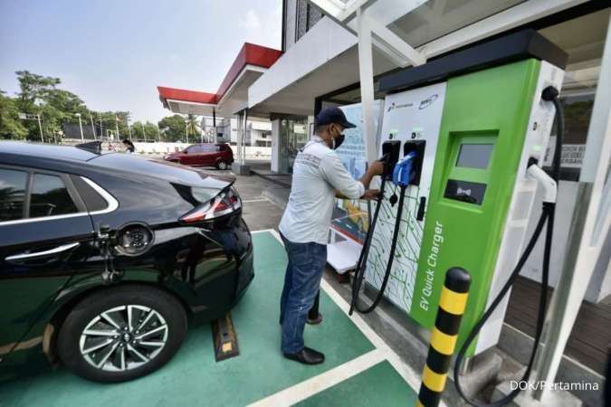 Ilustrasi: Percepat Transisi Energi: Pertamina Dorong Infrastruktur dan Bahan Bakar Hijau untuk Mobilitas Masa Depan