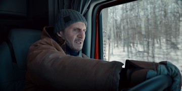 Sinopsis 'The Ice Road', film Liam Neeson di Bioskop Trans TV hari ini. (Foto: Code Entertainment via IMDb)