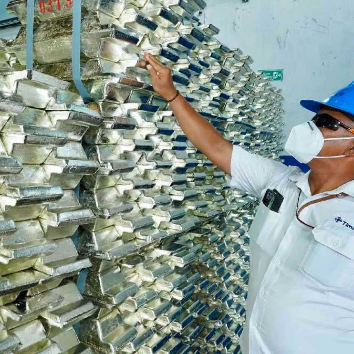 Sentimen Investor Tertekan: Wacana Revisi Royalti Mineral ESDM Picu Anjloknya Indeks Saham