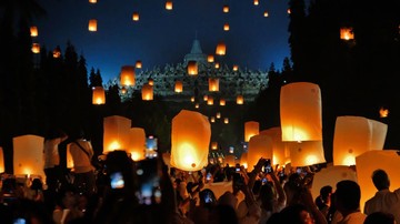 Borobudur Siap Jadi Saksi Peluncuran Ribuan Lampion dalam Perayaan Waisak 2570 BE