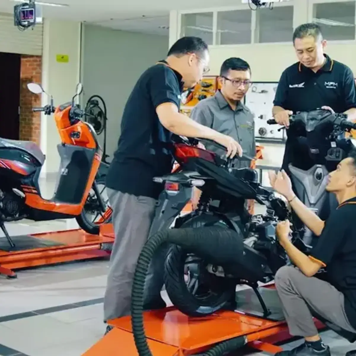 Komitmen Imbal Hasil Investor Terbukti, MPMX Tetapkan Pembagian Dividen Final Jauh Melampaui Laba Bersih