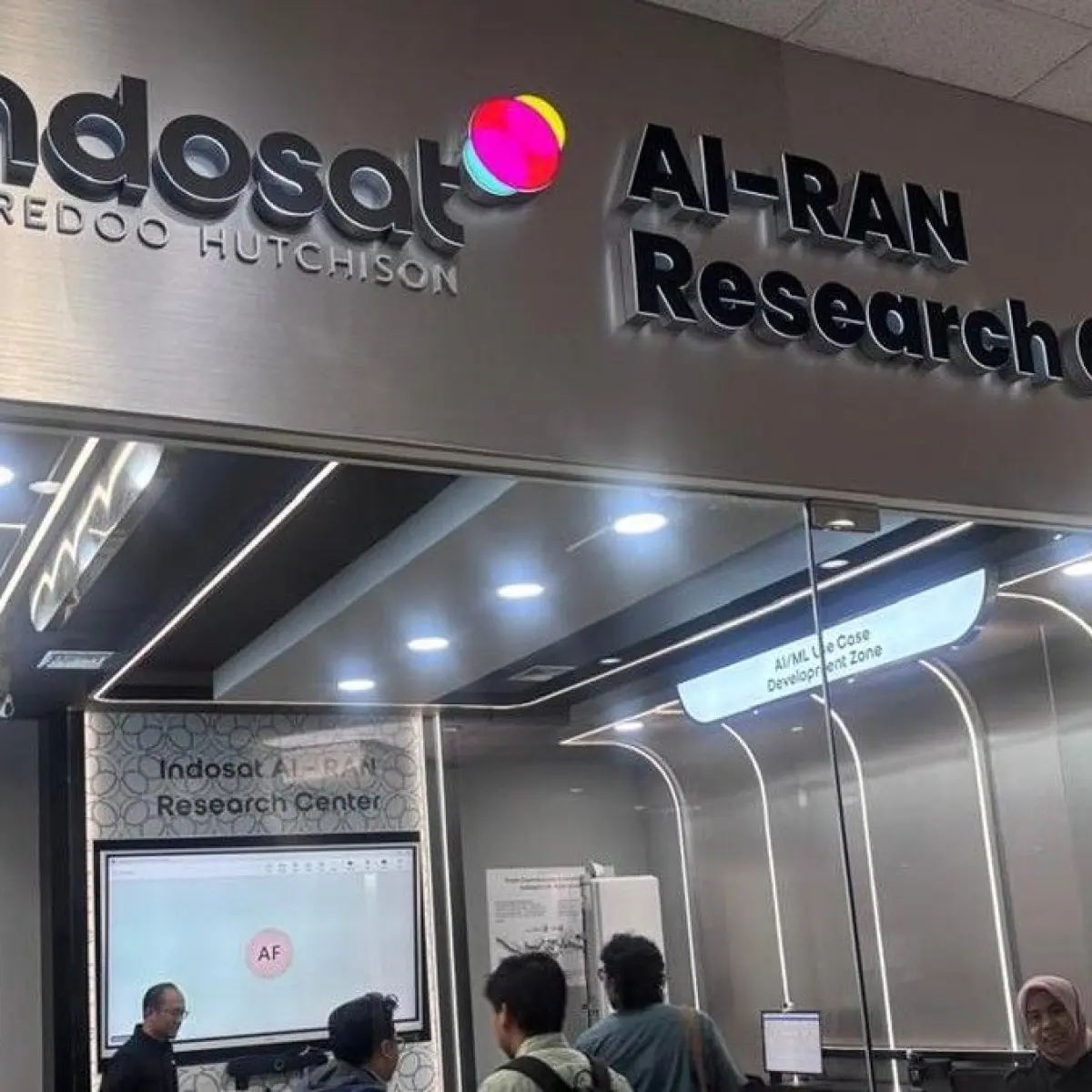 Indosat Ooredoo Hutchison Siapkan Jurus Jitu Hadapi Ancaman Rupiah Jeblok Terhadap Biaya Infrastruktur