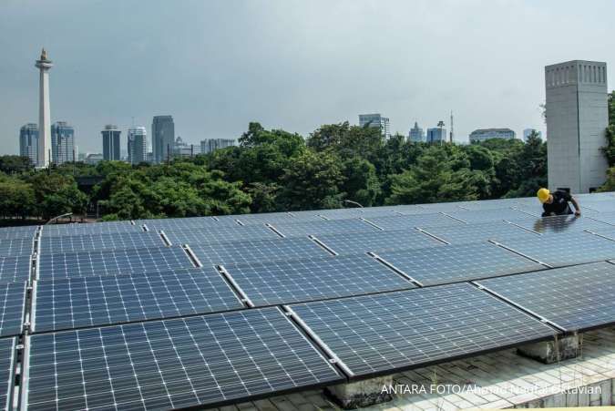 Strategi Pemerintah Kejar Target Energi Bersih: Akselerasi PLTS 100 GW untuk Ketahanan Nasional