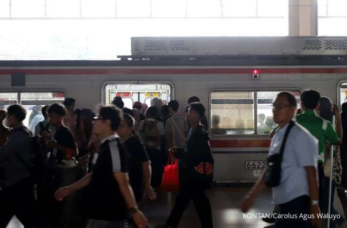 Ilustrasi: Lonjakan Penumpang Commuter Line Jabodetabek Capai Ratusan Ribu Selama Periode Libur Panjang Mei 2026
