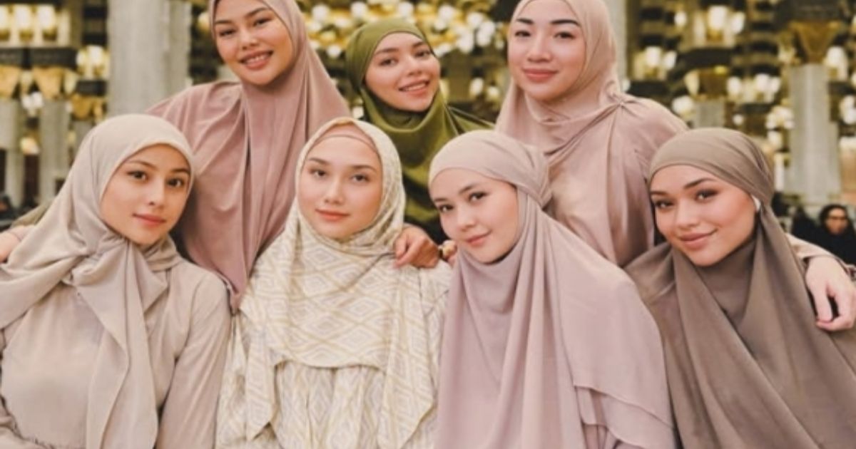 Hanania Travel endorse Awkarin CS untuk promosikan jasa travelnya pada tahun 2024. [Foto: Instagram/@narinkovilda]