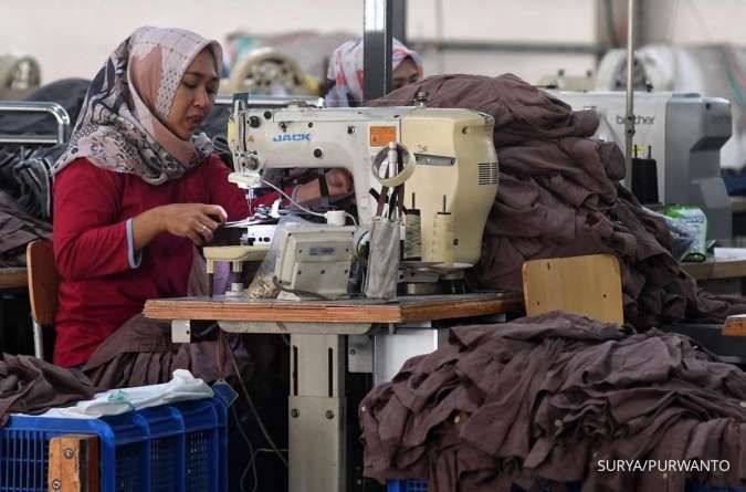 Ilustrasi: Siasat Industri Tekstil Kecil Hadapi Badai Pelemahan Rupiah dan Lonjakan Biaya Bahan Baku