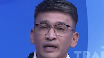 Astagfiruallah alazim, saya gak bisa ngomong apa-apa. Saya gak tahu apa yang dipikiran dia, bisa bicara tanpa berpikir panjang. Ketika kemarin dia datang ke podcast atau apa selalu bilang mental anak, tapi pernah gak dia berpikir bagaimana ketika itu terjadi dan diucapkan itu dia hina itu saya adalah bapak dari anaknya,