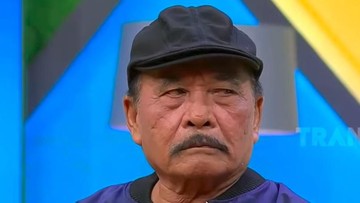 Bolot tetap eksis di televisi meski usia sudah memasuki angka 84 tahun. Foto: trans 7