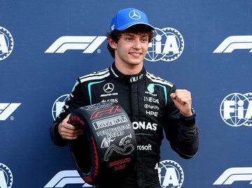 Reaksi Santai Kimi Antonelli Soal Handuk Miliknya yang Sempat Diambil Kim Kardashian di GP Monako