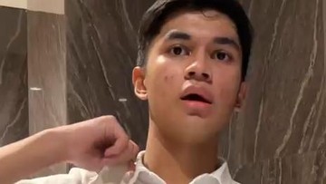 Muzakki Ramdhan menjadi korban dugaan kekerasan dan penganiayaan di toilet umum. Foto: ist