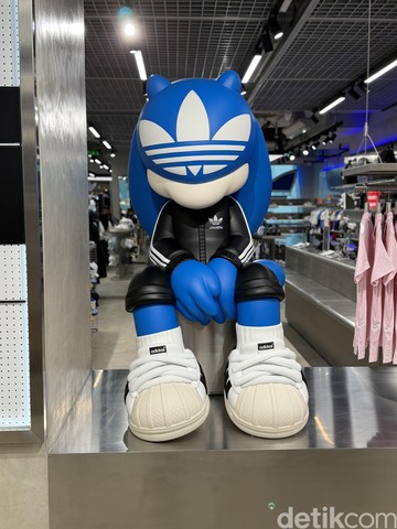 adidas resmi membuka adidas Brand Center, toko terbesarnya di Indonesia, yang berlokasi di Grand Indonesia, Jakarta, pada Jumat (12/6/2026). (Foto: Daniel Ngantung/detikcom)
