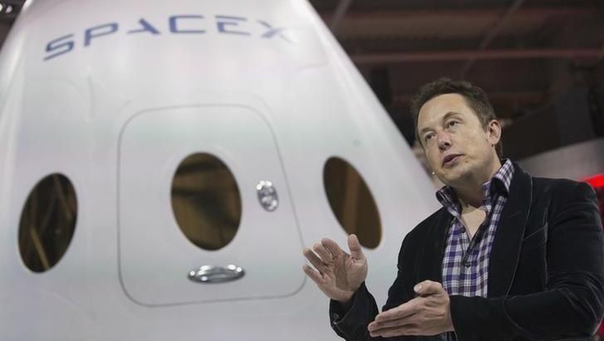 SpaceX Elon Musk Gulirkan Akuisisi Senilai Rp1.063 Triliun untuk Kuasai Teknologi Pemrograman Berbasis AI