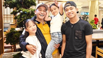 Momen kebersamaan Ruben dengan ketiga anaknya. Foto: dok Instagram ruben_onsu