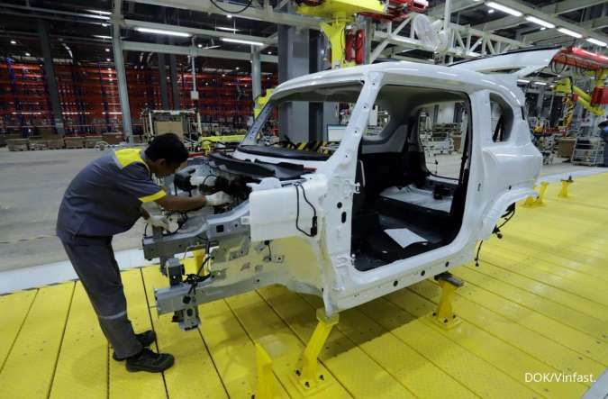 Ilustrasi: Ancaman Pemindahan Pabrik Otomotif ke Vietnam: Tanda Daya Saing Industri Komponen RI Terkikis?