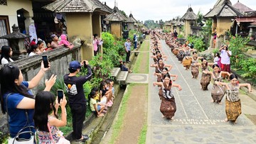 Penglipuran Village Festival 2025 di Desa Wisata Penglipuran, Bangli (Fikri Yusuf/Antara)