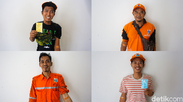 Petugas Penanganan Prasarana dan Sarana Umum (PPSU) mengikuti kegiatan donor darah yang digelar di halaman Masjid Assahara, Kantor Wali Kota Jakarta Barat, Rabu (23/6/2026).  