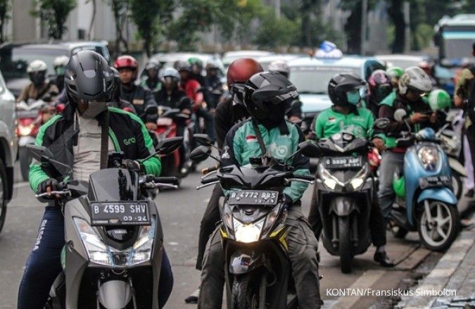 Ilustrasi: Komisi Ojek Online Gojek-Grab Dipangkas Jadi 8 Persen Mulai Juli 2026
