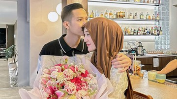 MOmen kebersamaan Larissa Chou dengan Ikram Rosadi. Foto: Instagram @larissachou