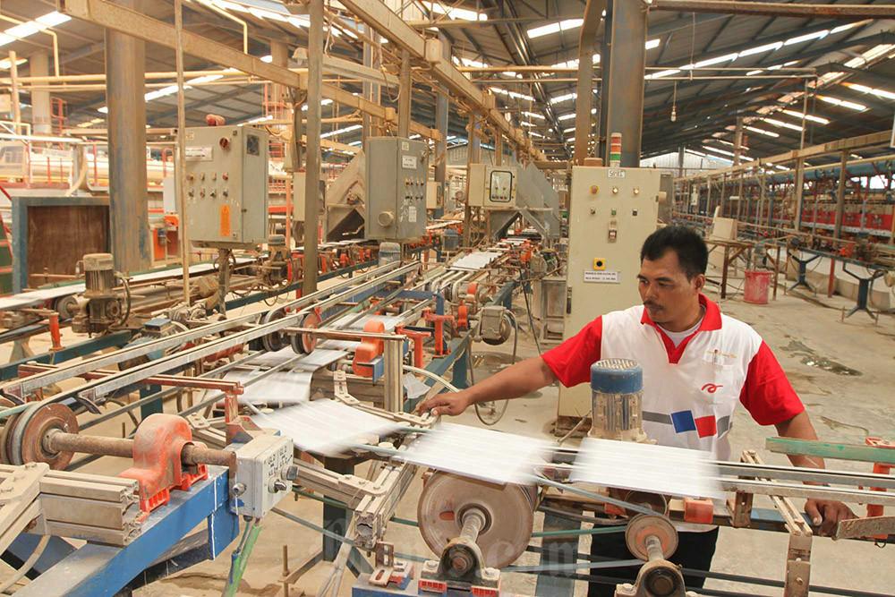 Energi Industri Terjangkau: Pemerintah Tetapkan Harga Gas US$13/MMBtu untuk Stabilisasi Bisnis Nasional