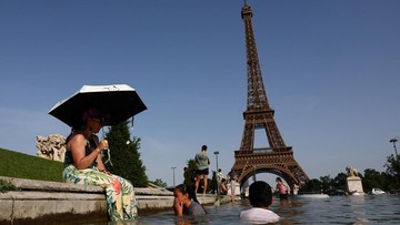 Gelombang panas di Prancis (Foto: REUTERS/Abdul Saboor)