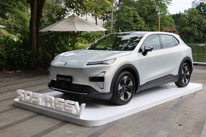 Strategi Impor CBU Changan Deepal S05 ke Indonesia: Mengapa Basis Produksi Thailand Jadi Prioritas Utama?