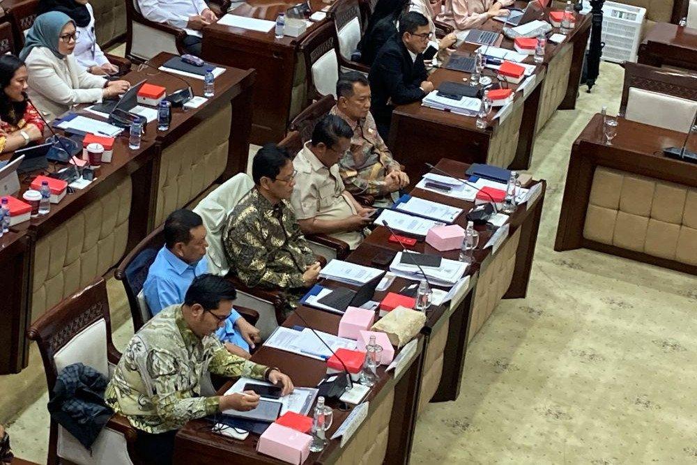 Percepatan Legislasi: DPR dan Pemerintah Targetkan 19 Hari Finalisasi Aturan Pusat Finansial Internasional